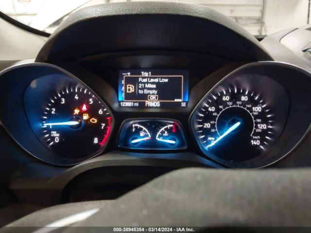 Photo 6 VIN: 1FMCU0F74JUD01771 - FORD ESCAPE 