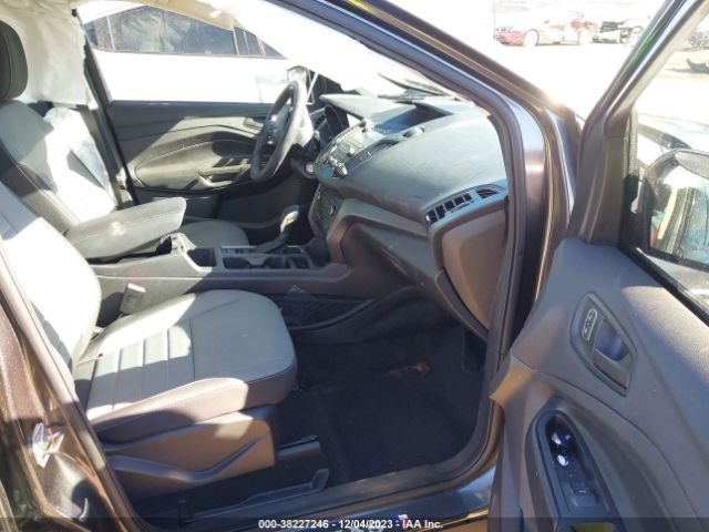 Photo 4 VIN: 1FMCU0F74KUB94982 - FORD ESCAPE 