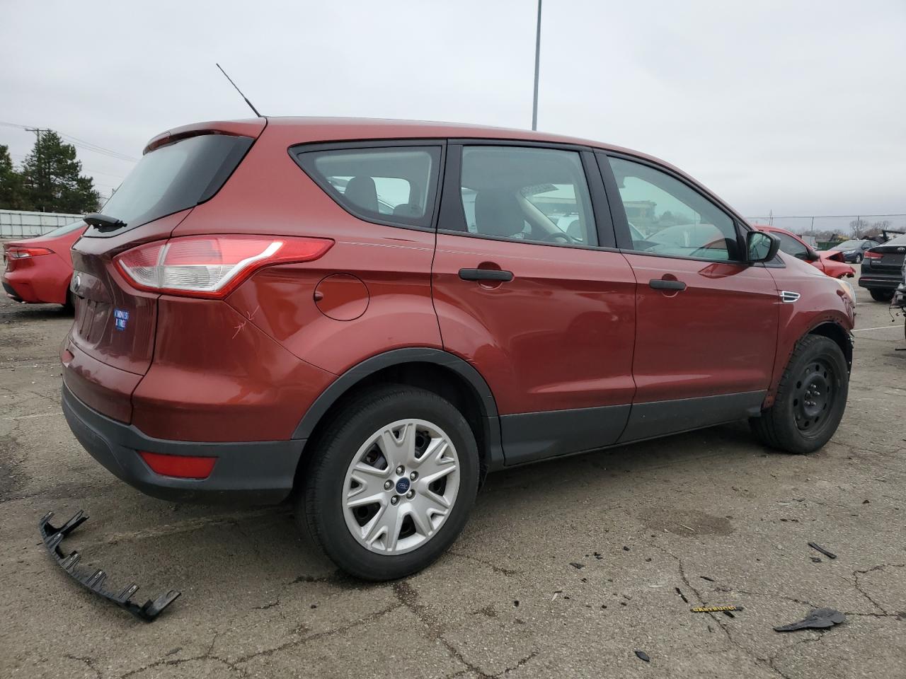 Photo 2 VIN: 1FMCU0F75FUC24061 - FORD ESCAPE 