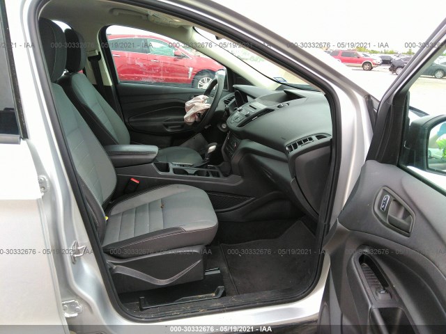 Photo 4 VIN: 1FMCU0F76JUA22547 - FORD ESCAPE 