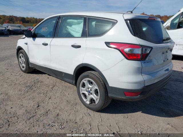 Photo 2 VIN: 1FMCU0F76JUC73097 - FORD ESCAPE 