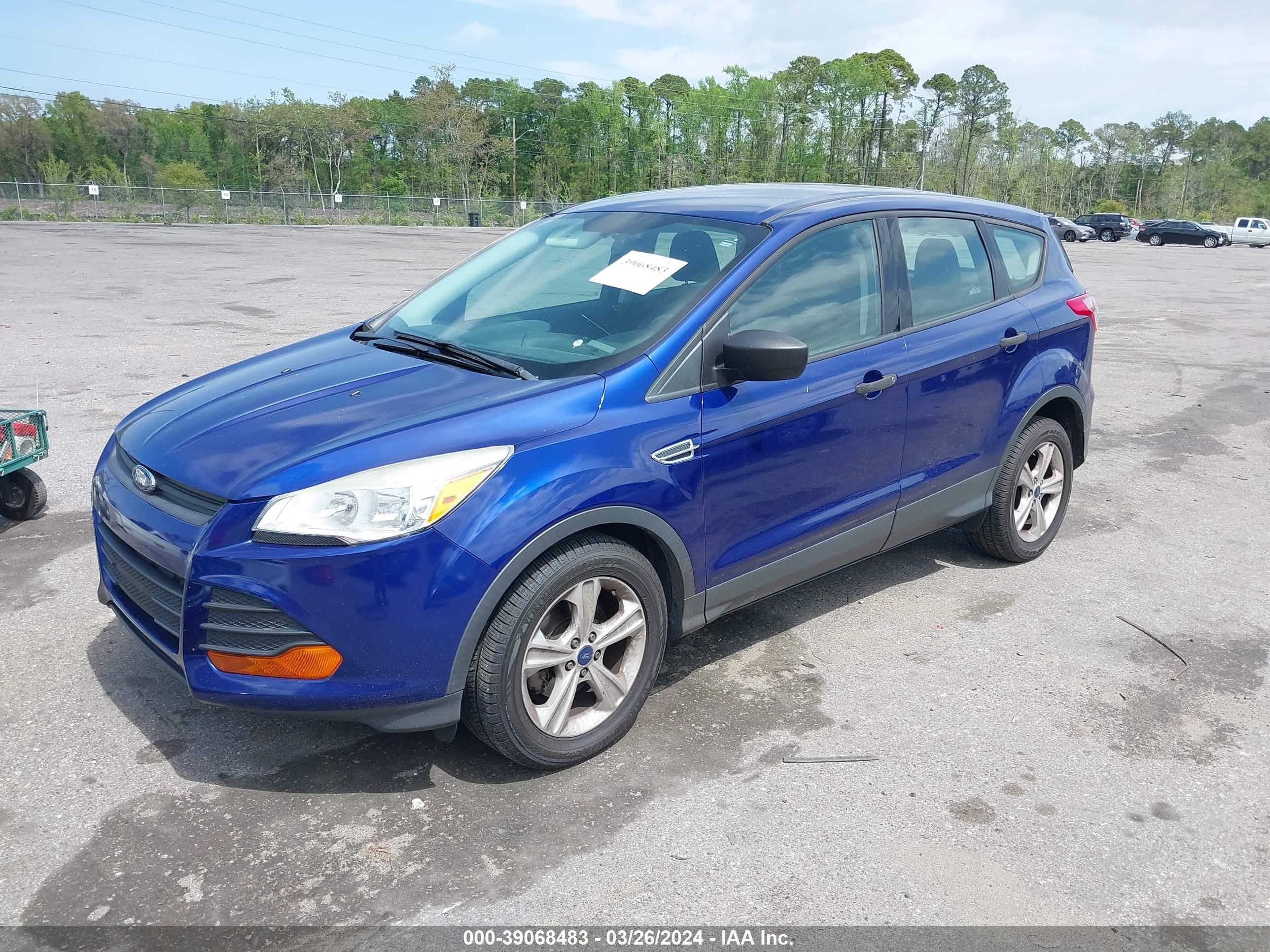 Photo 1 VIN: 1FMCU0F77FUB11129 - FORD ESCAPE 