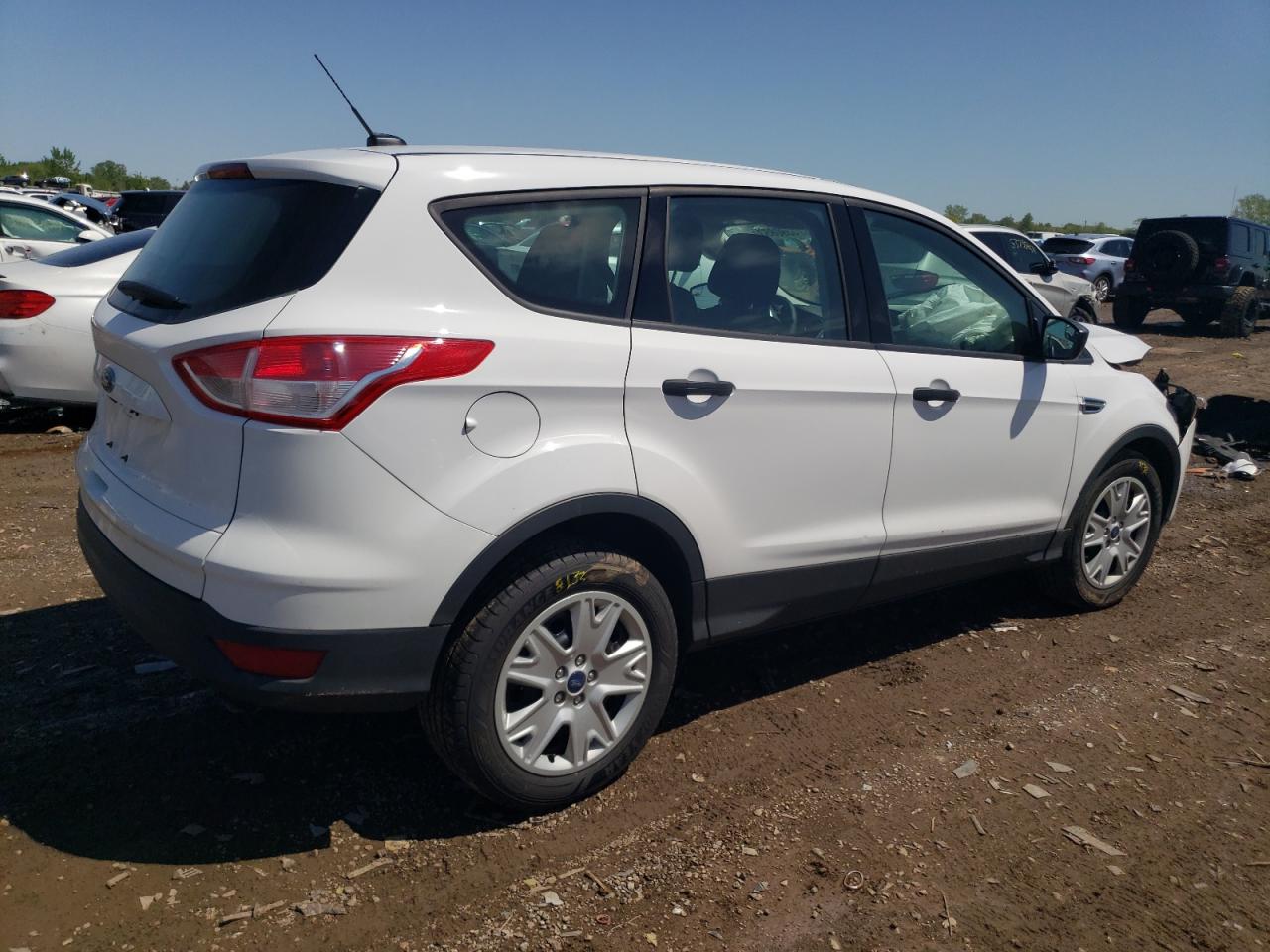 Photo 2 VIN: 1FMCU0F77FUB57950 - FORD ESCAPE 