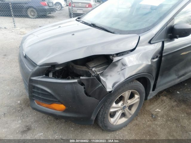 Photo 5 VIN: 1FMCU0F77GUA62452 - FORD ESCAPE 