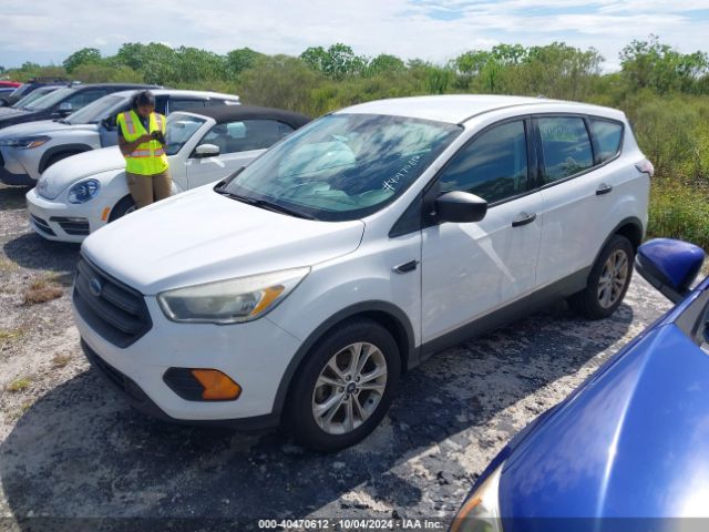 Photo 1 VIN: 1FMCU0F77HUA89068 - FORD ESCAPE 