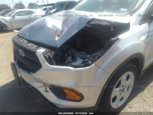 Photo 5 VIN: 1FMCU0F77HUB79420 - FORD ESCAPE 