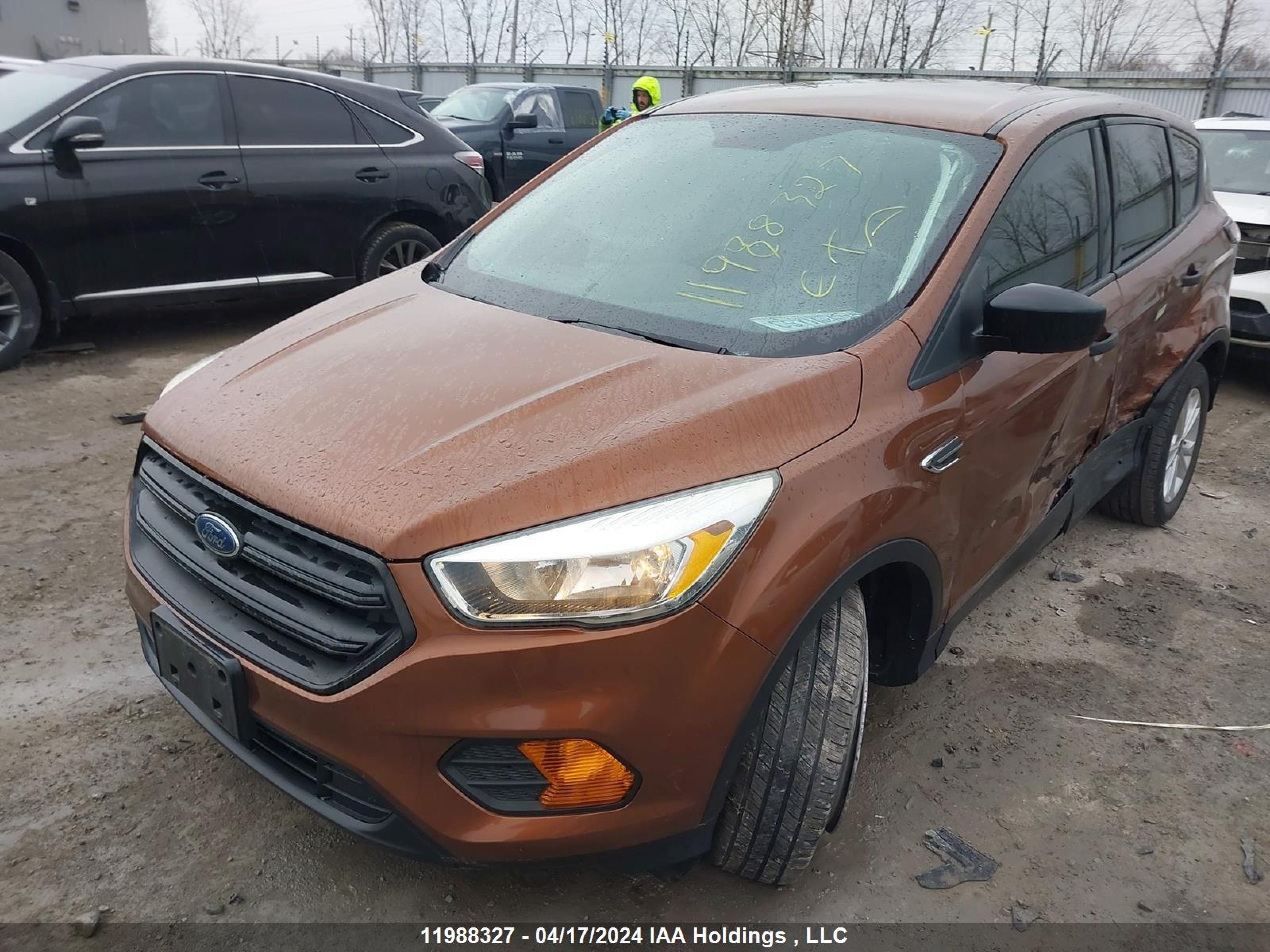 Photo 1 VIN: 1FMCU0F77HUD01435 - FORD ESCAPE 