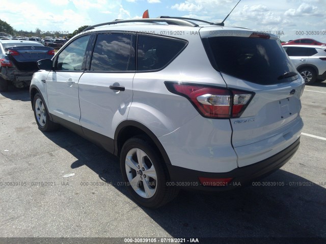 Photo 2 VIN: 1FMCU0F77HUD85949 - FORD ESCAPE 