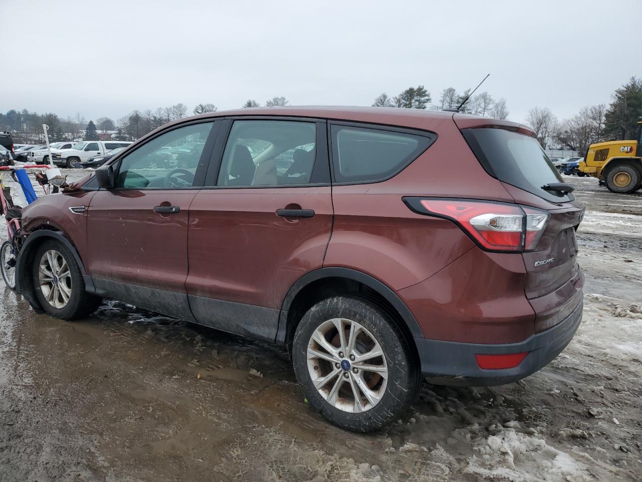 Photo 1 VIN: 1FMCU0F77JUA47098 - FORD ESCAPE 