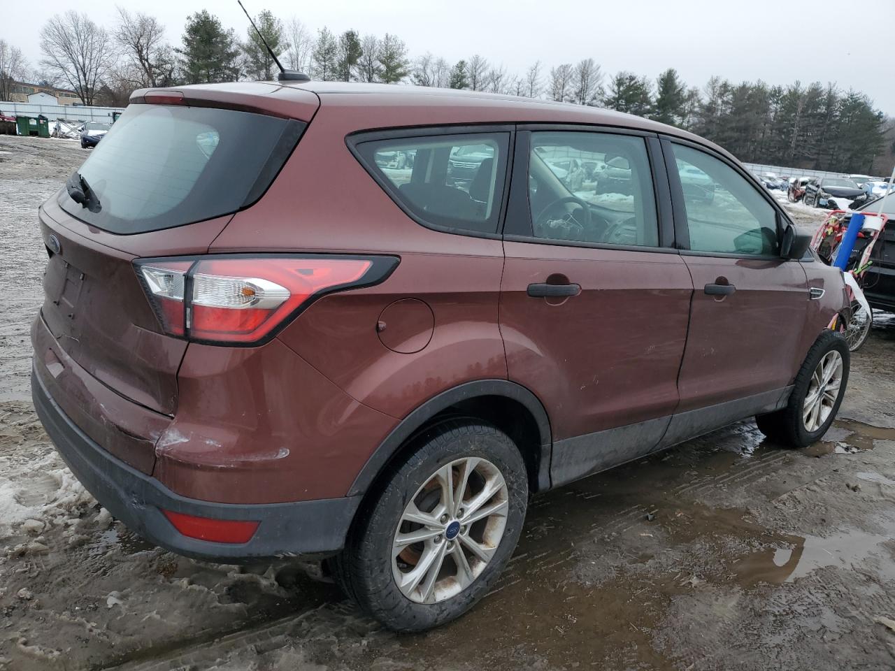 Photo 2 VIN: 1FMCU0F77JUA47098 - FORD ESCAPE 