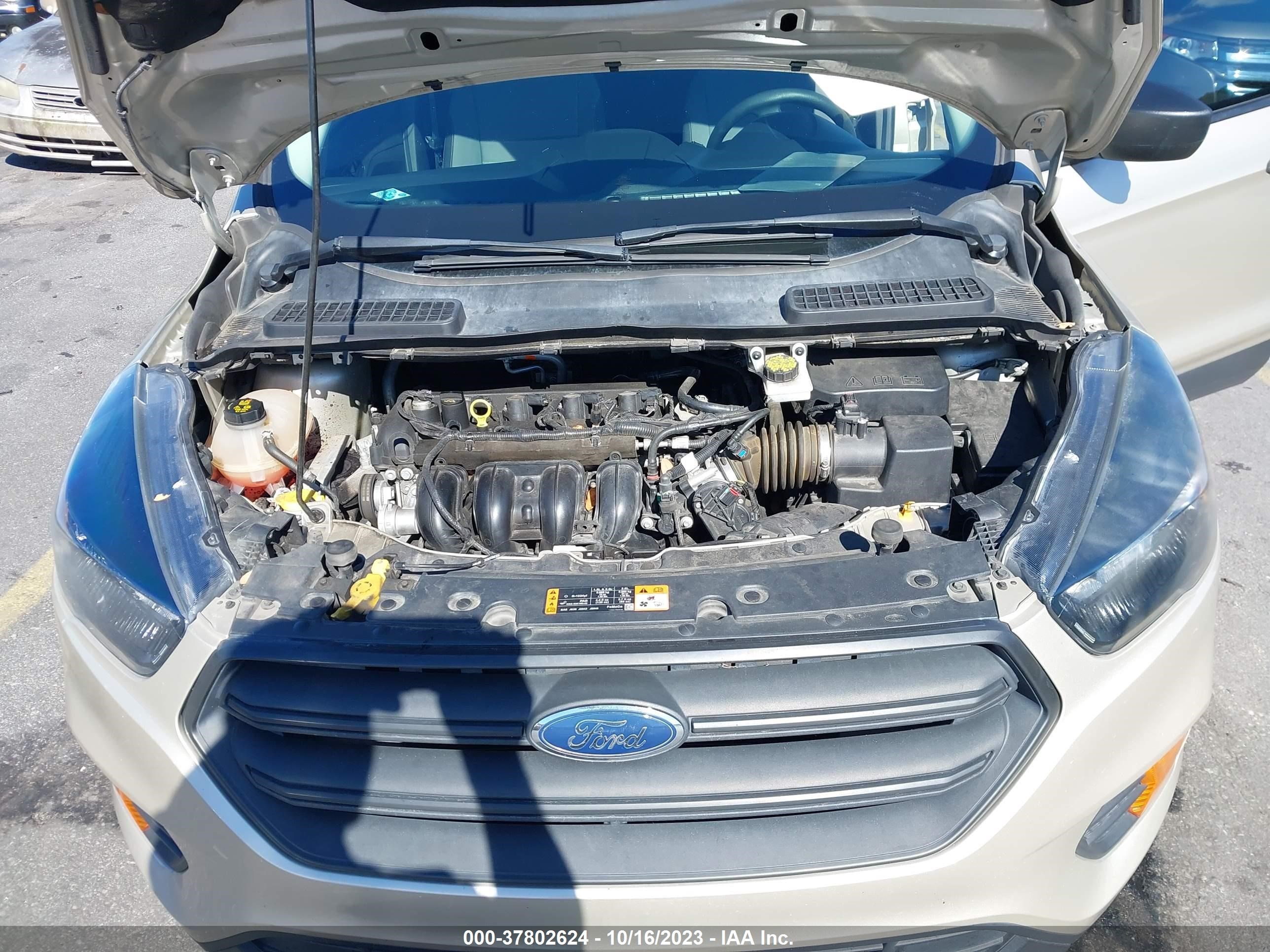 Photo 9 VIN: 1FMCU0F77JUB66981 - FORD ESCAPE 