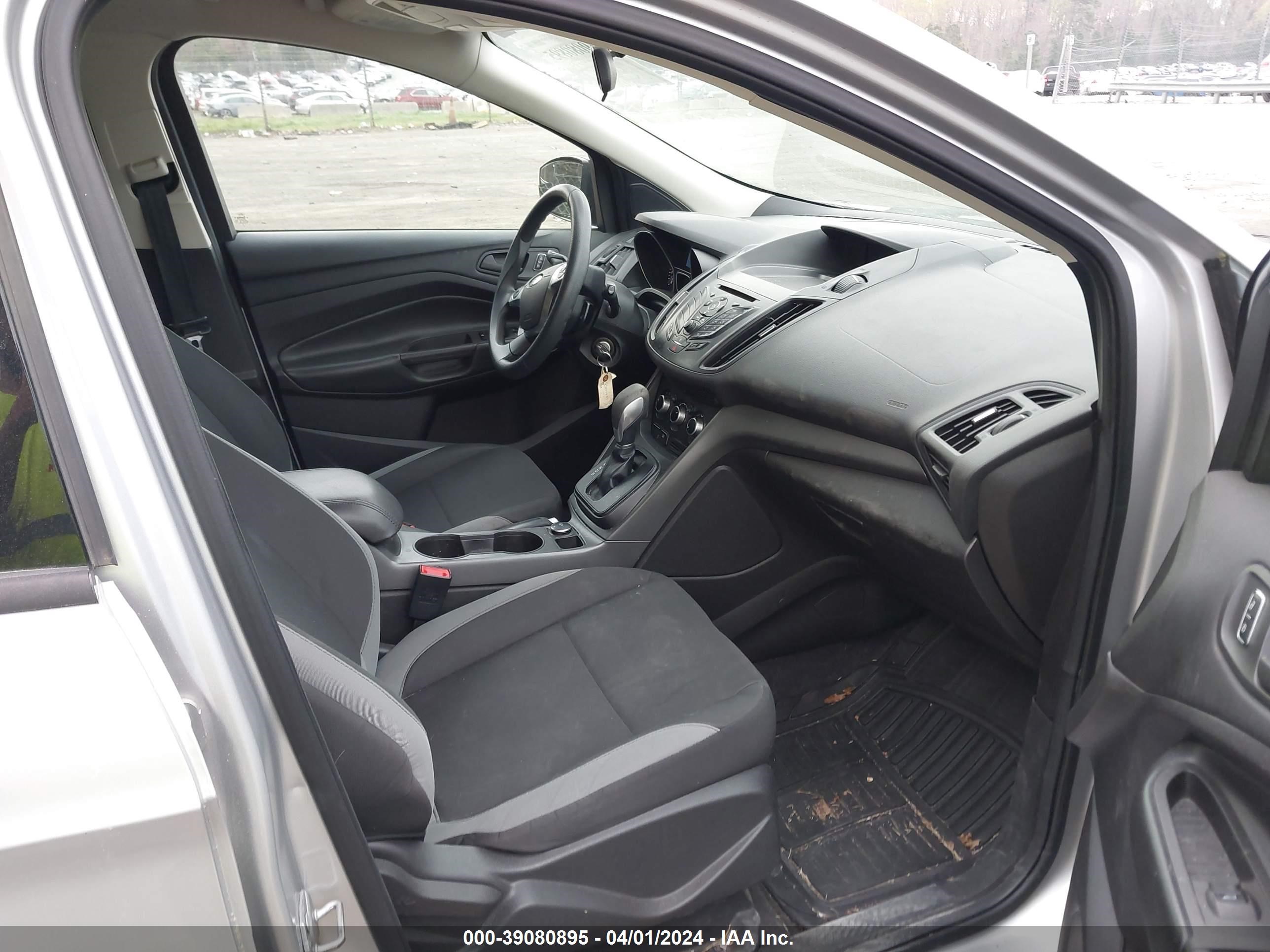 Photo 4 VIN: 1FMCU0F78EUA75160 - FORD ESCAPE 