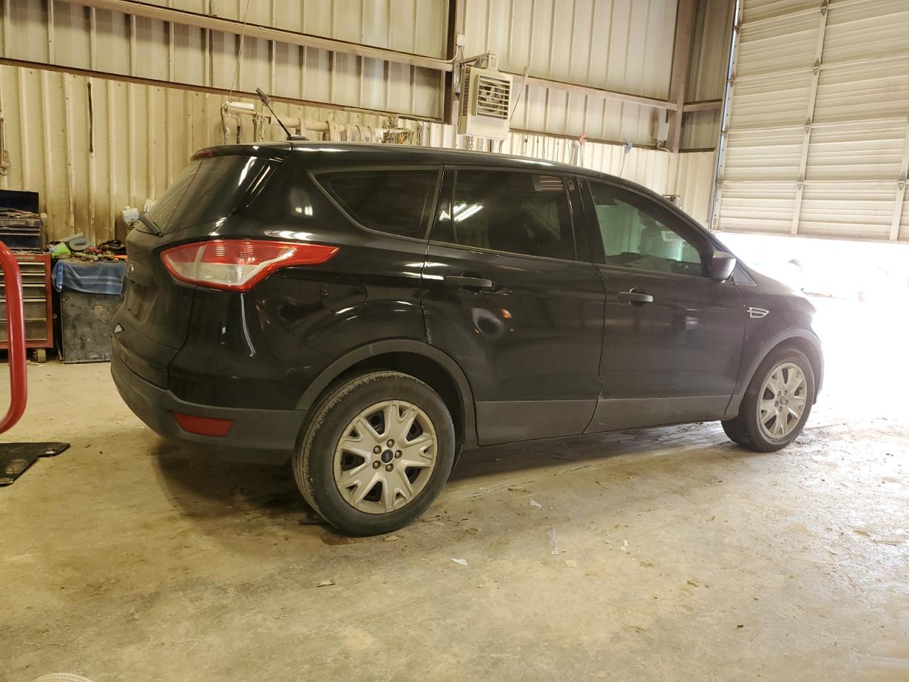 Photo 2 VIN: 1FMCU0F78GUB97018 - FORD ESCAPE 