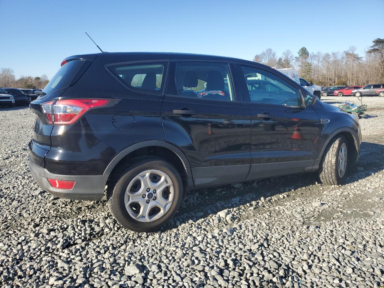 Photo 2 VIN: 1FMCU0F78HUA88088 - FORD ESCAPE 