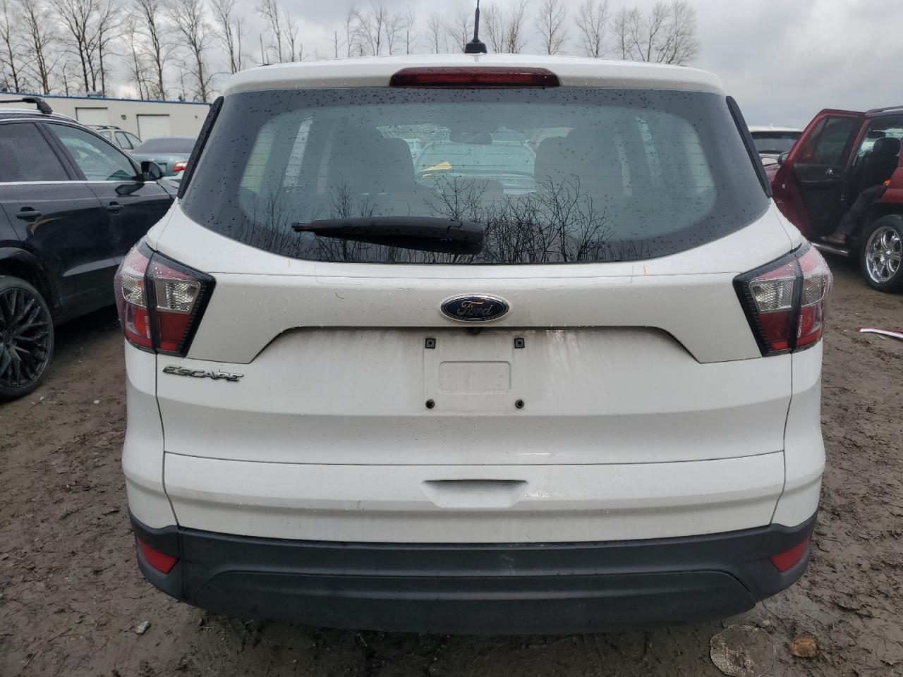 Photo 5 VIN: 1FMCU0F78JUA35171 - FORD ESCAPE 