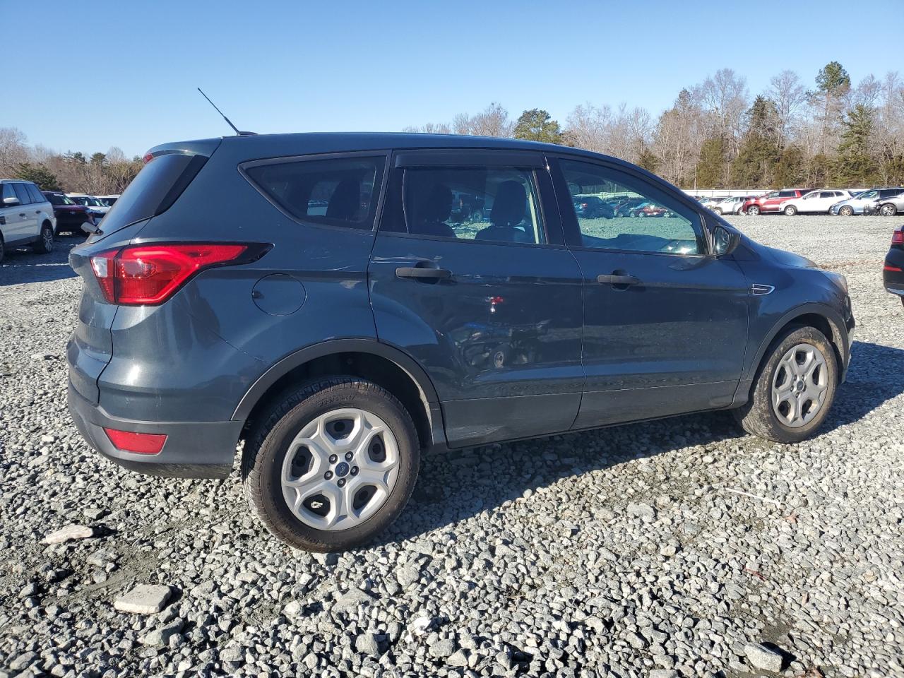 Photo 2 VIN: 1FMCU0F78KUB93589 - FORD ESCAPE 