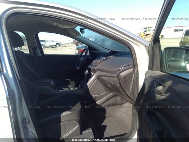 Photo 4 VIN: 1FMCU0F79EUE47041 - FORD ESCAPE 