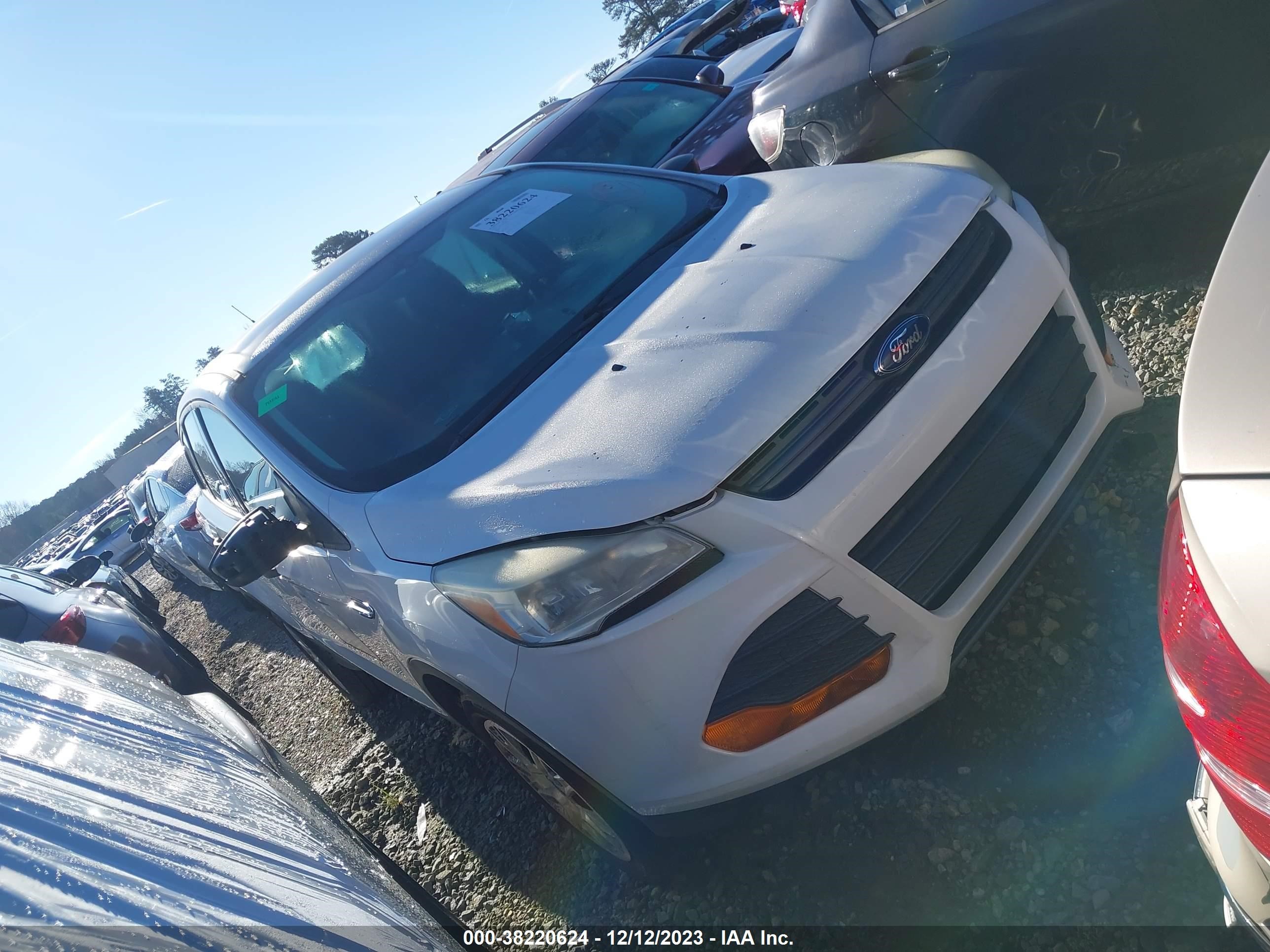 Photo 0 VIN: 1FMCU0F79FUA73323 - FORD ESCAPE 