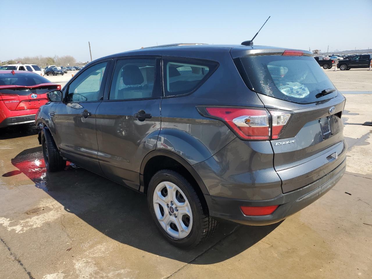 Photo 1 VIN: 1FMCU0F79HUA38607 - FORD ESCAPE 