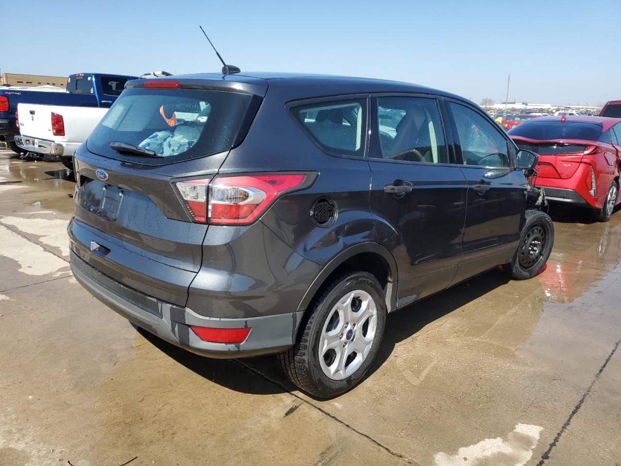 Photo 2 VIN: 1FMCU0F79HUA38607 - FORD ESCAPE 