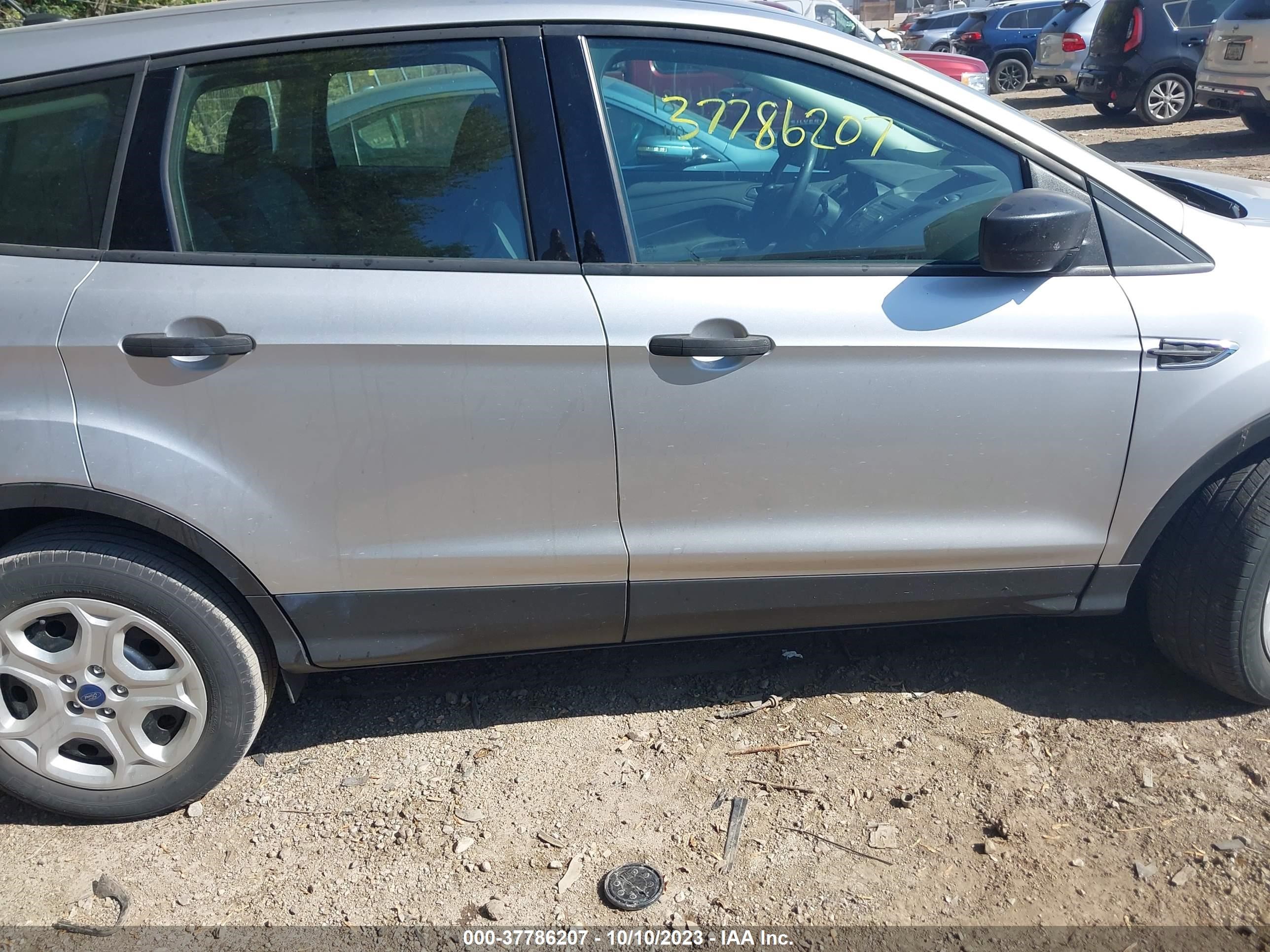 Photo 12 VIN: 1FMCU0F79HUF04794 - FORD ESCAPE 