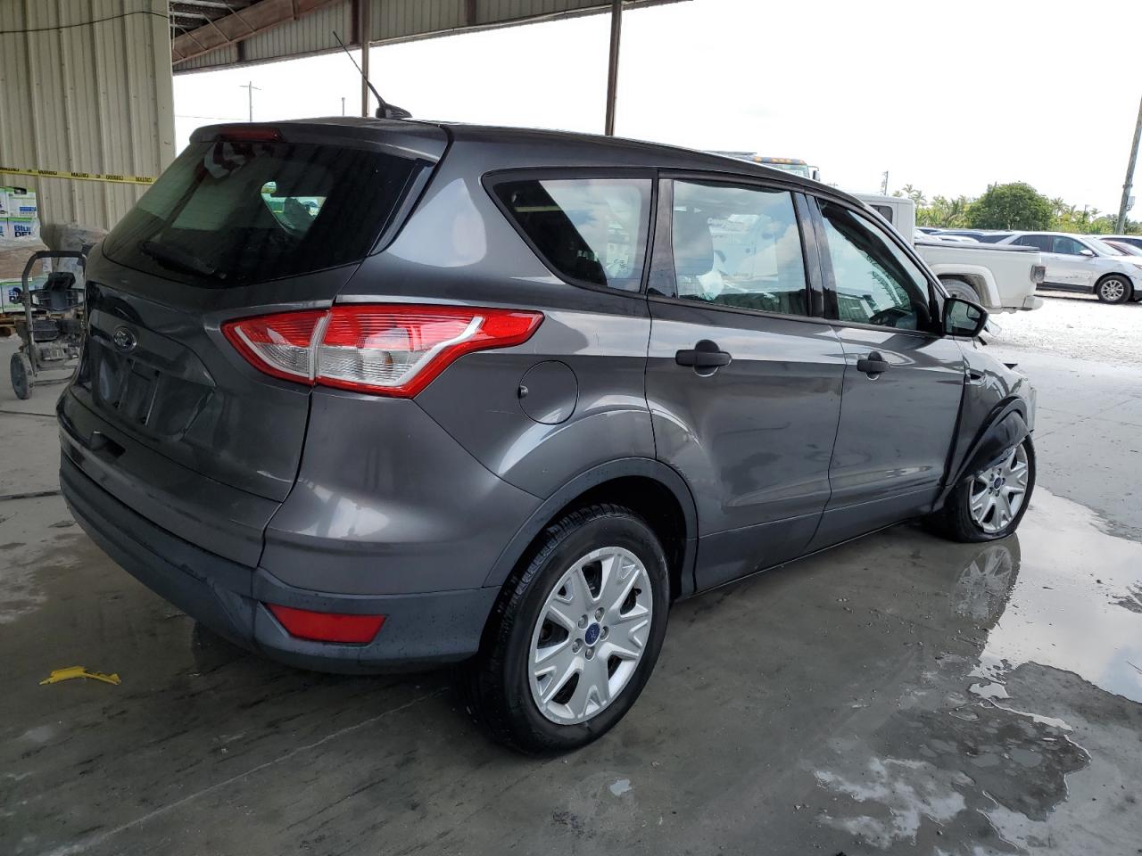 Photo 2 VIN: 1FMCU0F7XDUA13211 - FORD ESCAPE 