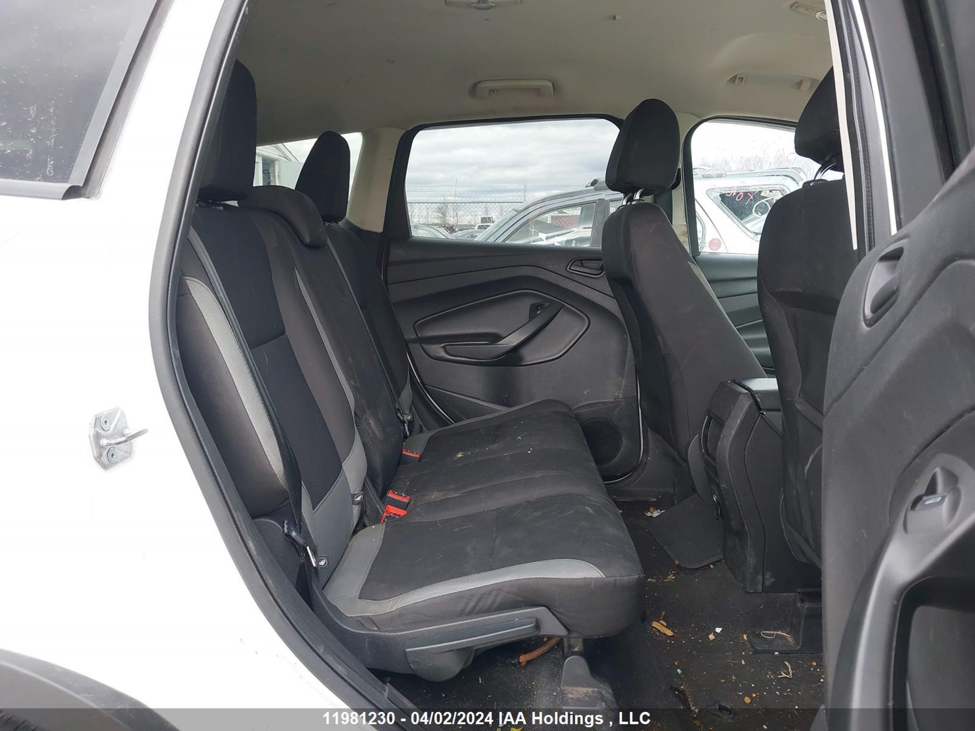 Photo 7 VIN: 1FMCU0F7XEUC55207 - FORD ESCAPE 