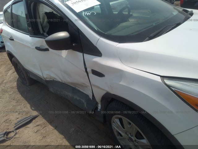 Photo 5 VIN: 1FMCU0F7XEUD31735 - FORD ESCAPE 