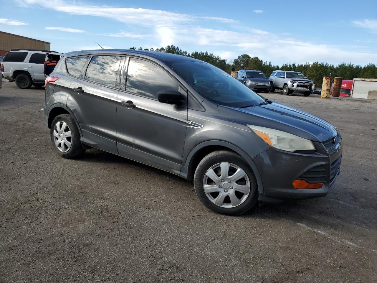 Photo 3 VIN: 1FMCU0F7XFUB16065 - FORD ESCAPE 