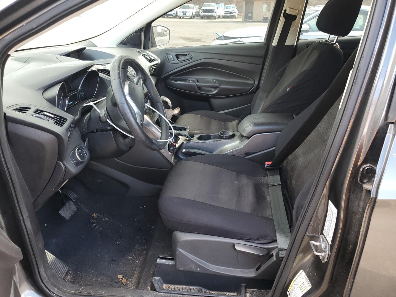 Photo 6 VIN: 1FMCU0F7XFUB16065 - FORD ESCAPE 