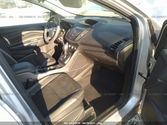 Photo 4 VIN: 1FMCU0F7XGUA42177 - FORD ESCAPE 