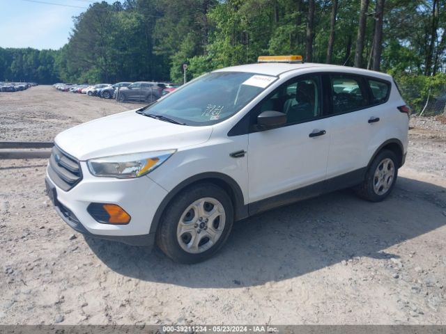 Photo 1 VIN: 1FMCU0F7XHUB82568 - FORD ESCAPE 