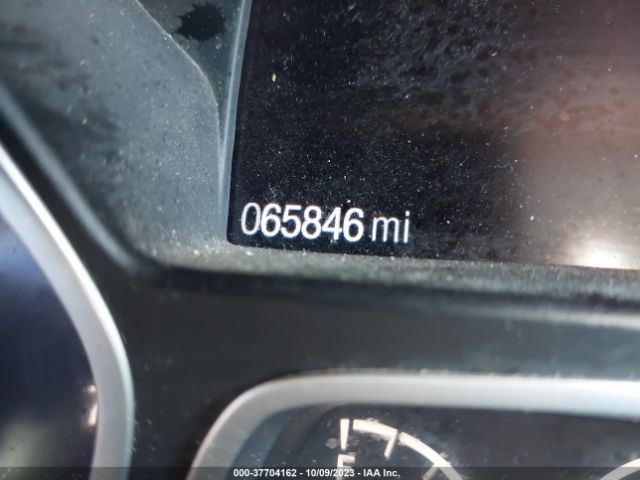 Photo 6 VIN: 1FMCU0F7XHUC25323 - FORD ESCAPE 