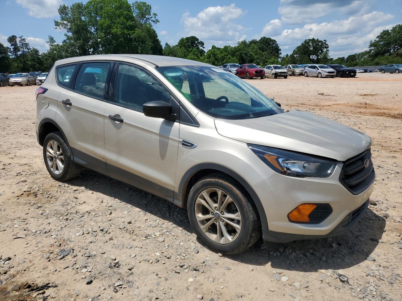 Photo 3 VIN: 1FMCU0F7XJUA29517 - FORD ESCAPE 