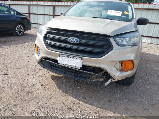 Photo 5 VIN: 1FMCU0F7XJUB42643 - FORD ESCAPE 