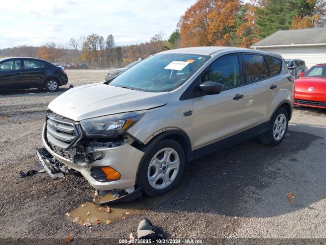 Photo 1 VIN: 1FMCU0F7XJUB55554 - FORD ESCAPE 