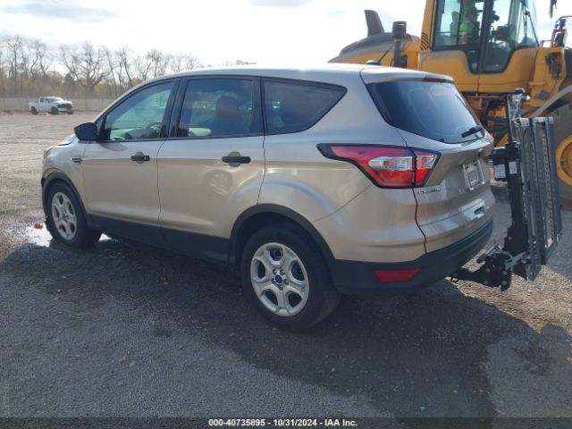 Photo 2 VIN: 1FMCU0F7XJUB55554 - FORD ESCAPE 