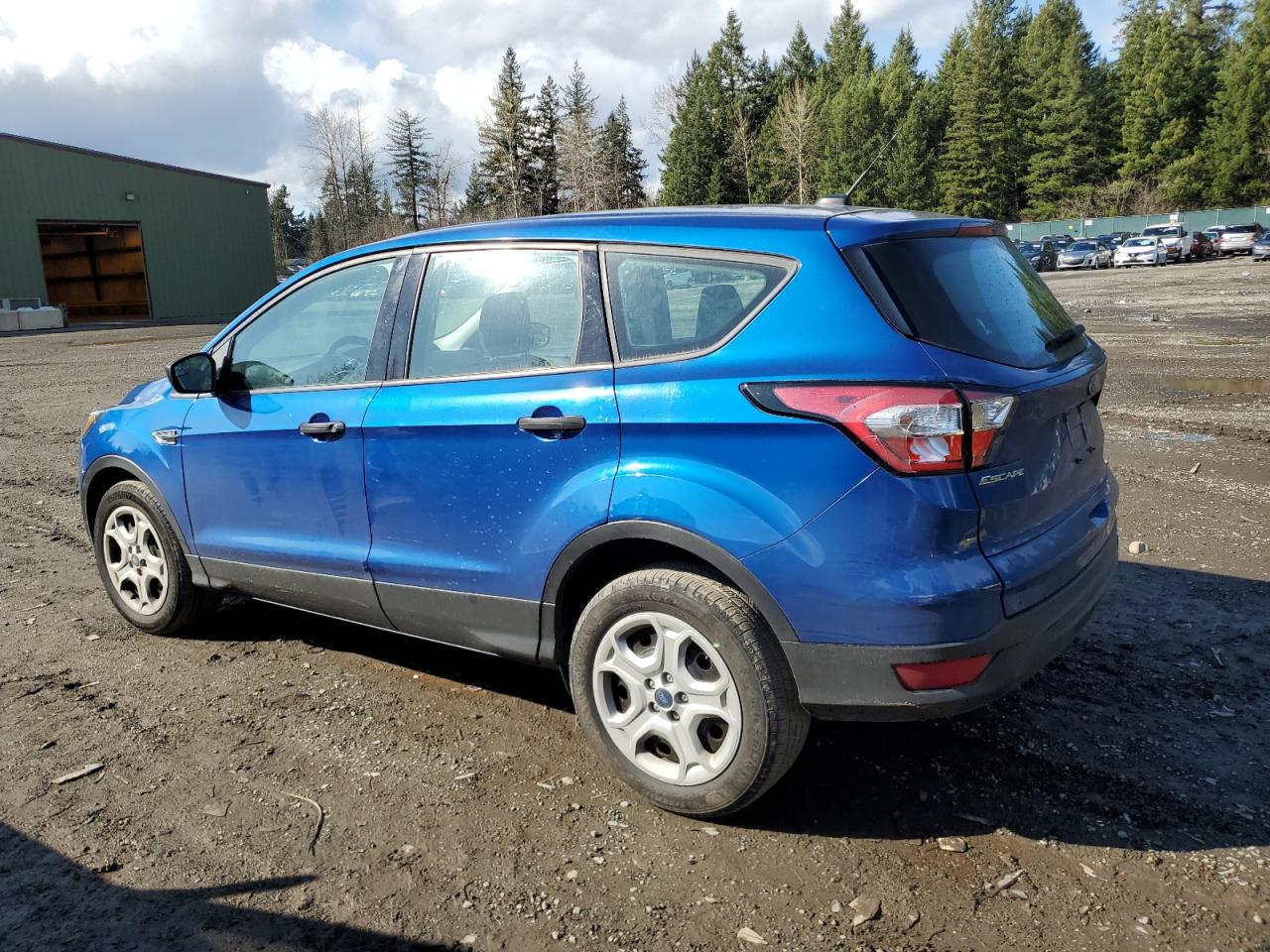 Photo 1 VIN: 1FMCU0F7XJUC40345 - FORD ESCAPE 