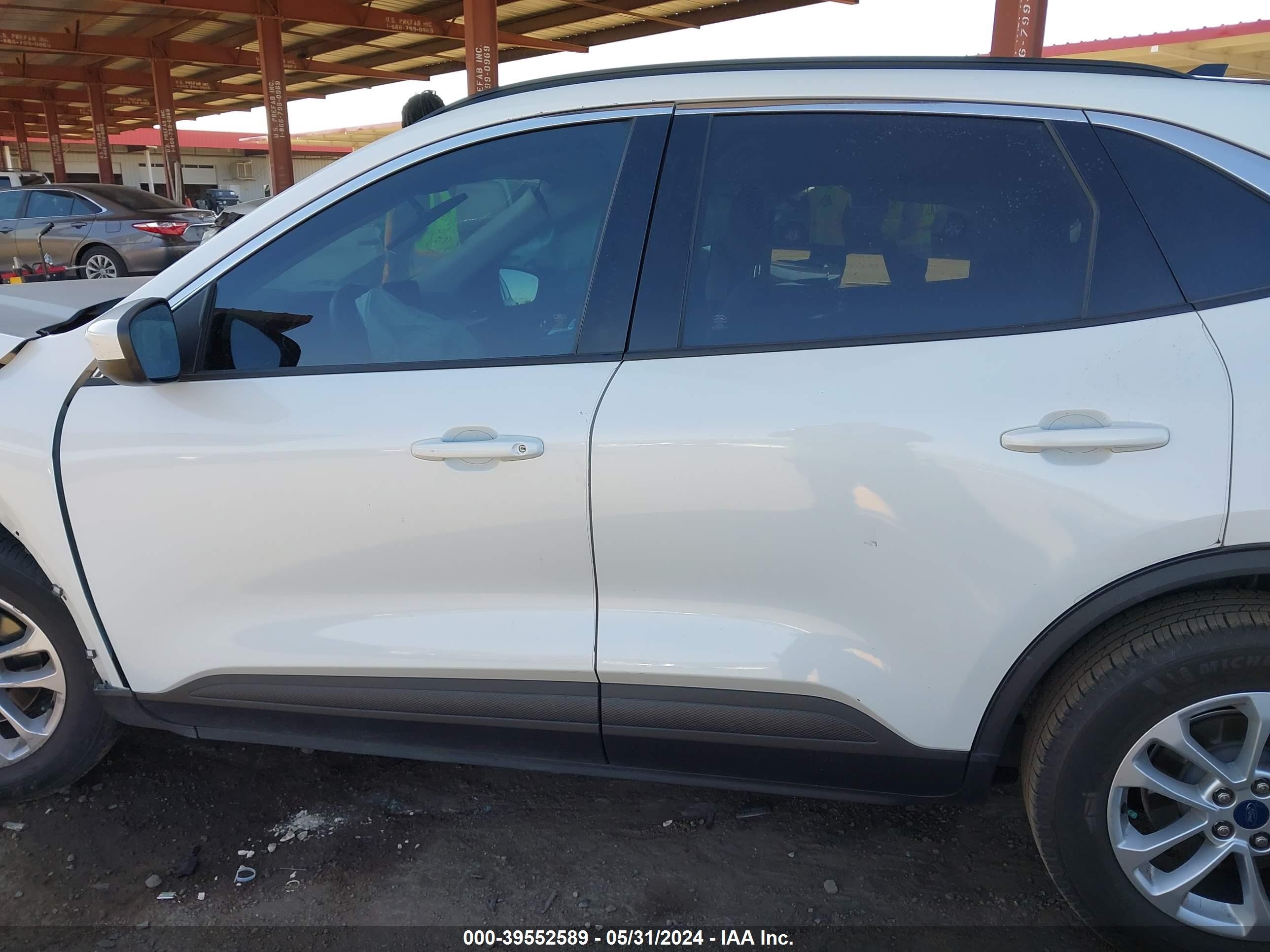 Photo 12 VIN: 1FMCU0G63LUA79149 - FORD ESCAPE 