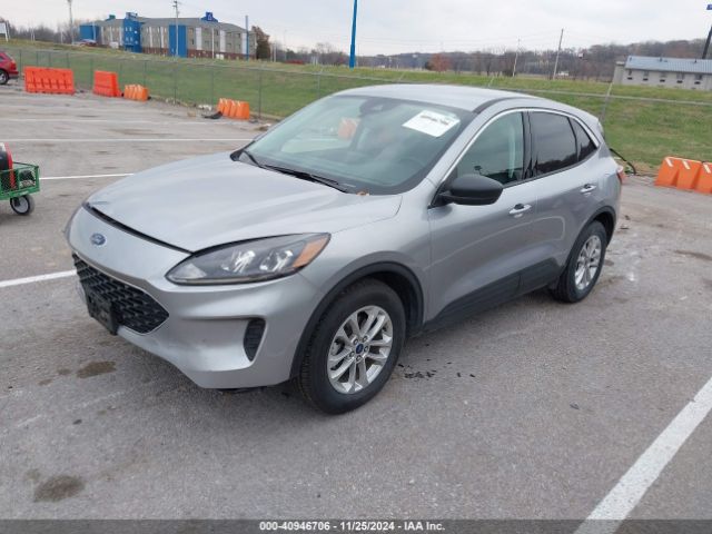 Photo 1 VIN: 1FMCU0G66NUB32607 - FORD ESCAPE 