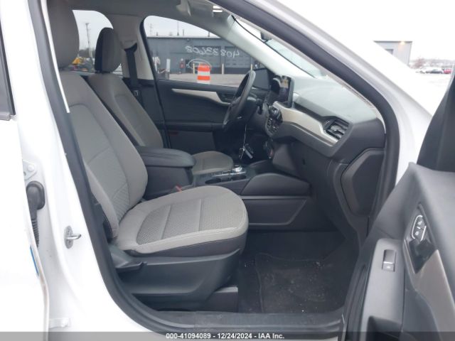 Photo 4 VIN: 1FMCU0G67NUB27299 - FORD ESCAPE 