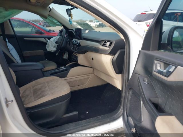 Photo 4 VIN: 1FMCU0G69LUA31624 - FORD ESCAPE 