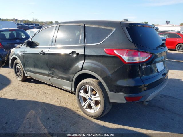 Photo 2 VIN: 1FMCU0G70FUA12148 - FORD ESCAPE 