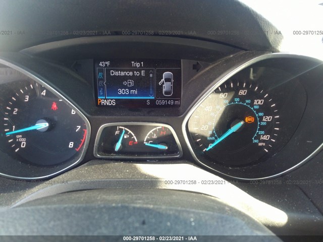 Photo 6 VIN: 1FMCU0G70GUB57689 - FORD ESCAPE 