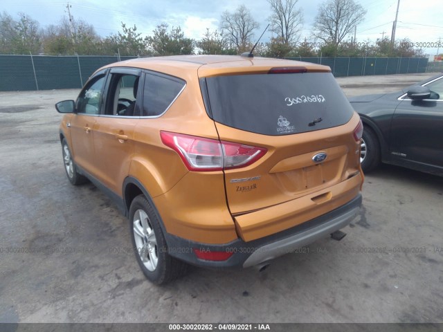 Photo 2 VIN: 1FMCU0G70GUB61578 - FORD ESCAPE 