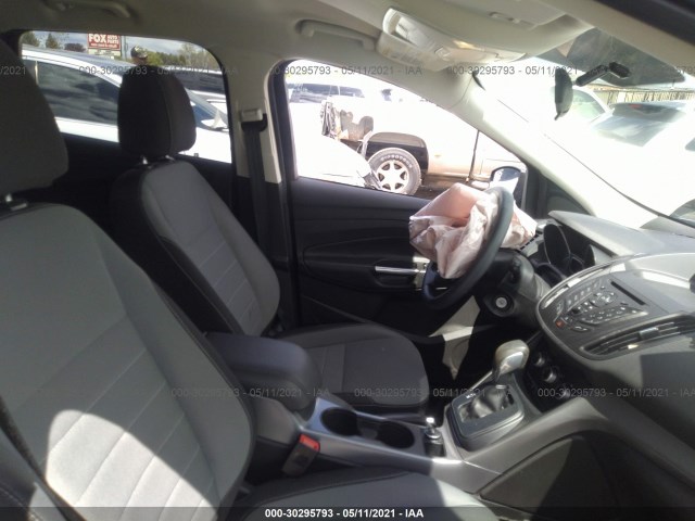 Photo 4 VIN: 1FMCU0G70GUB70006 - FORD ESCAPE 