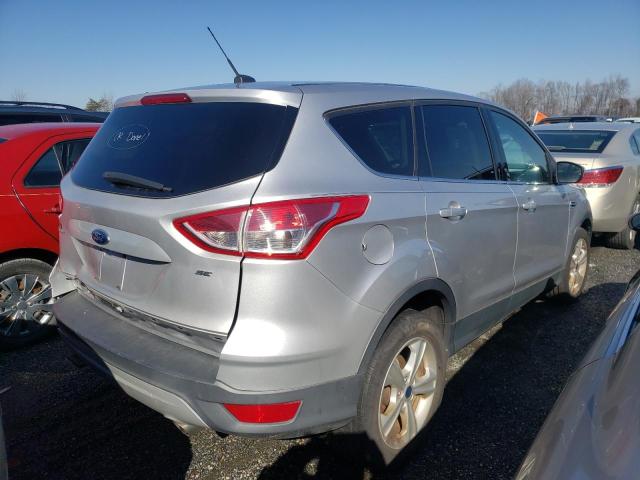 Photo 3 VIN: 1FMCU0G72FUA49458 - FORD ESCAPE SE 