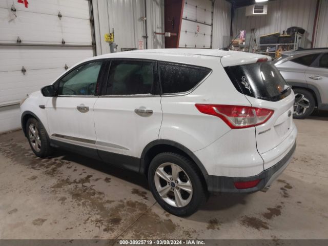 Photo 2 VIN: 1FMCU0G72FUB35840 - FORD ESCAPE 