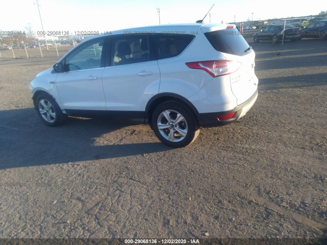 Photo 2 VIN: 1FMCU0G72FUC10942 - FORD ESCAPE 