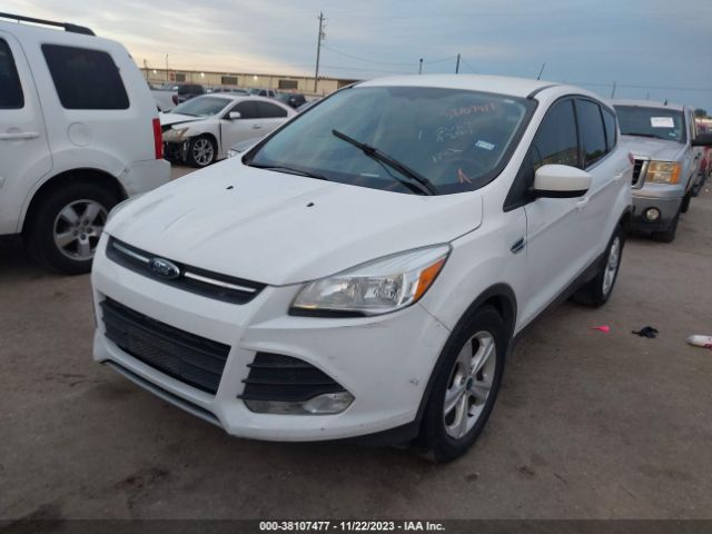 Photo 1 VIN: 1FMCU0G73GUB71294 - FORD ESCAPE 